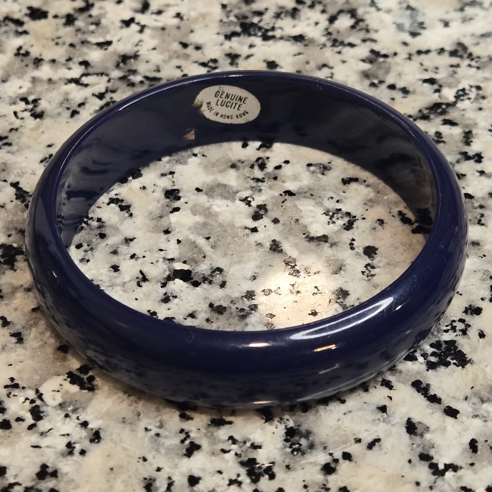 Vintage Navy Blue Lucite Bangle Bracelet - MCM Style